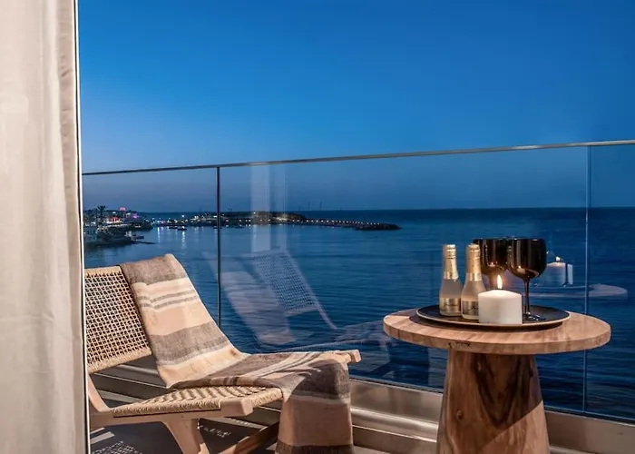 Apartament Khroma Luxury 3- Front *