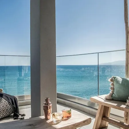 Khroma Luxury 3- Front Hersonissos (Crete)