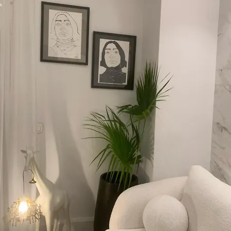 Apartment Khroma Luxury 3- Front *