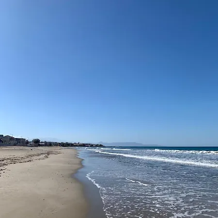 Khroma Luxury 3- Front 公寓 *