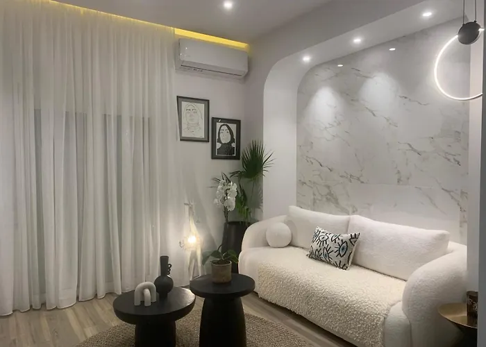 Khroma Luxury 3- Front *